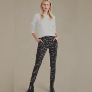 Skinny Cargo Chino by Banana Republic XS